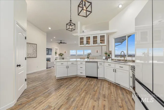 $1,000,000 | 13228 Cresent Drive, Nampa, ID 83686