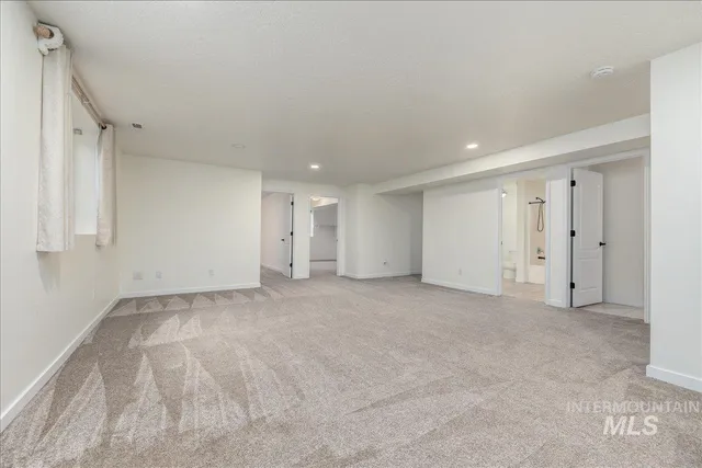 $1,000,000 | 13228 Cresent Drive, Nampa, ID 83686