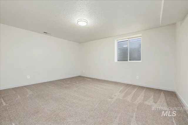 $1,000,000 | 13228 Cresent Drive, Nampa, ID 83686