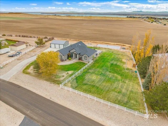 $1,000,000 | 13228 Cresent Drive, Nampa, ID 83686