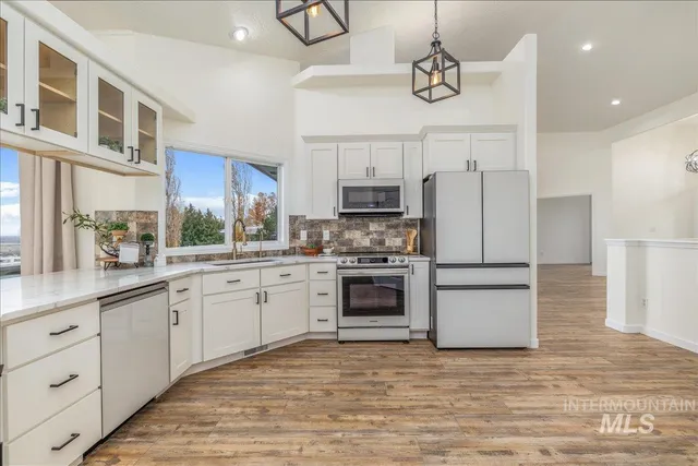 $1,000,000 | 13228 Cresent Drive, Nampa, ID 83686