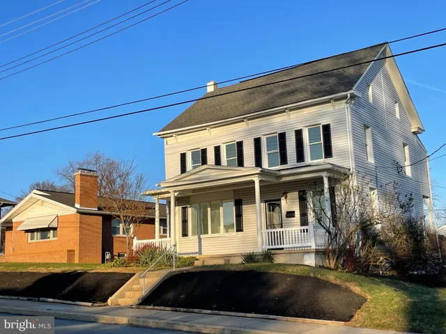 $299,900 | 645 South Main Street, Red Lion, PA 17356