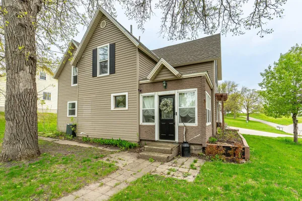 $225,000 | 200 5th Avenue Southeast, Pelican Rapids, MN 56572
