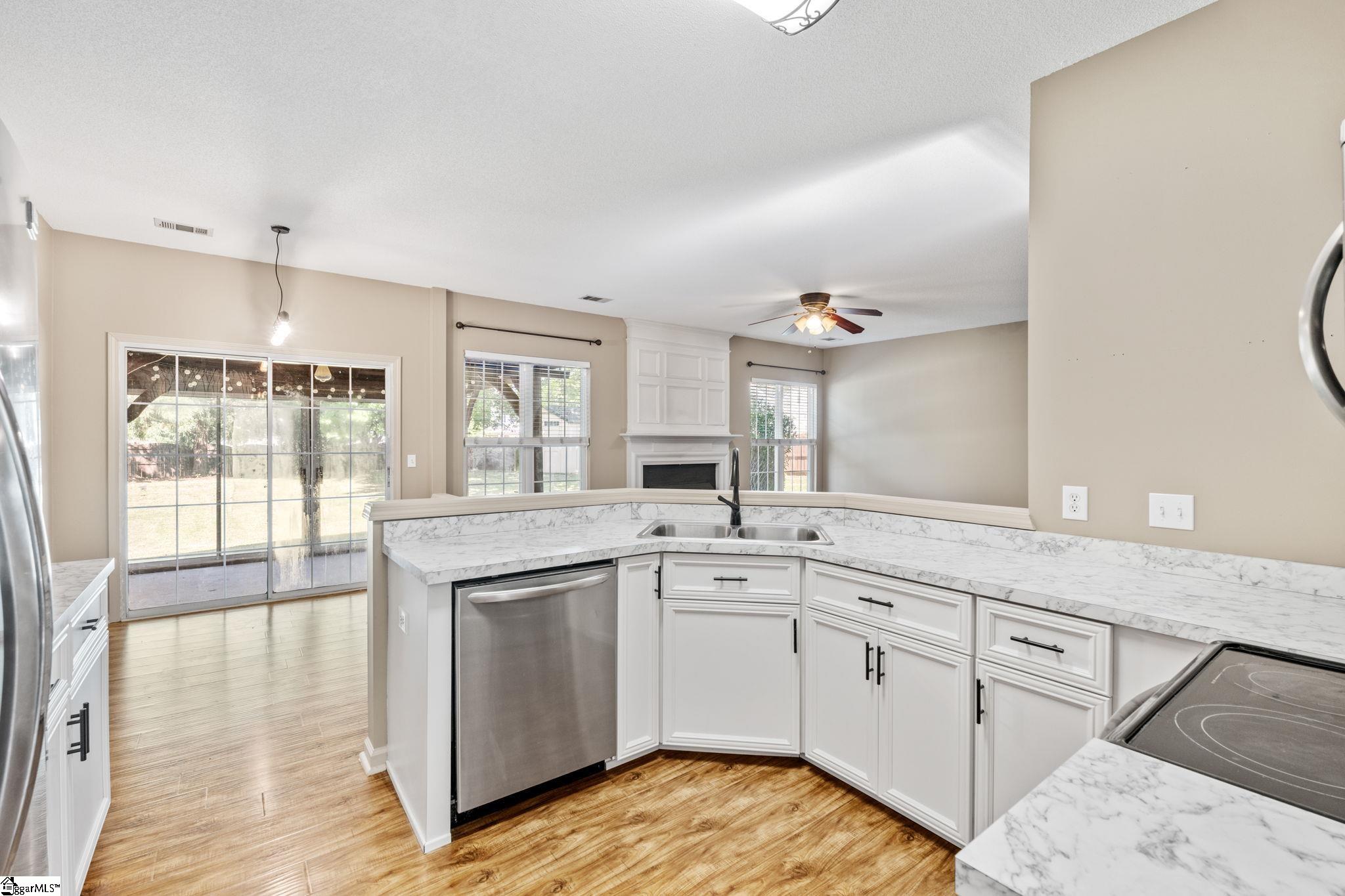 2 Innisbrook Lane Simpsonville, SC 29681 - Photo 11 of 36