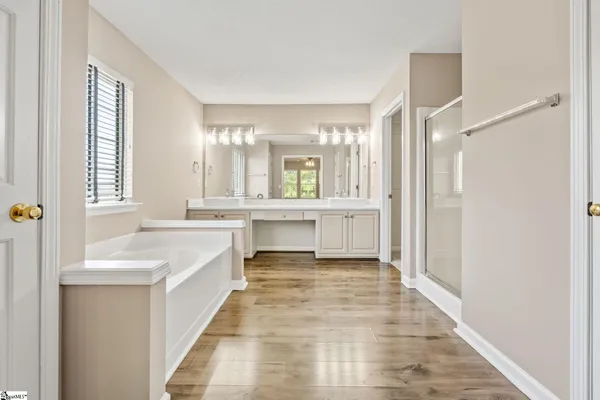 $375,000 | 2 Innisbrook Lane, Simpsonville, SC 29681