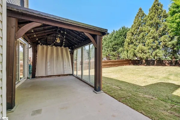 $375,000 | 2 Innisbrook Lane, Simpsonville, SC 29681