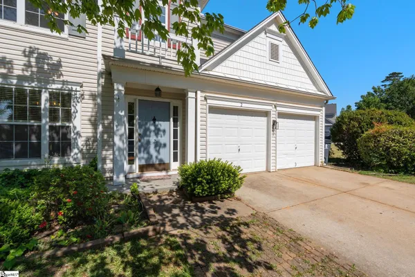 $375,000 | 2 Innisbrook Lane, Simpsonville, SC 29681