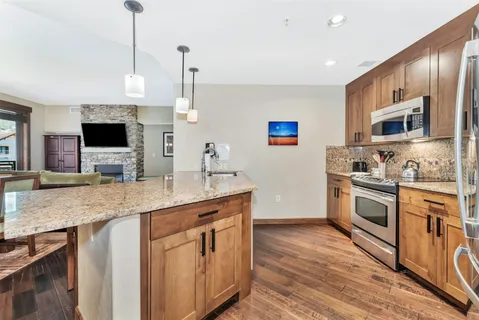 $995,000 | 1175 Bangtail Way, Unit 4103, Steamboat Springs, CO 80487