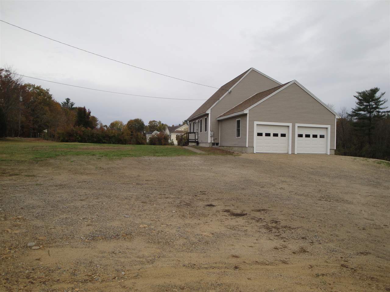 327 Stage Road Nottingham, NH 03290 - Photo 19 of 20