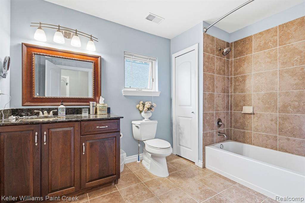 418 Oak Street Rochester, MI 48307 - Photo 30 of 38