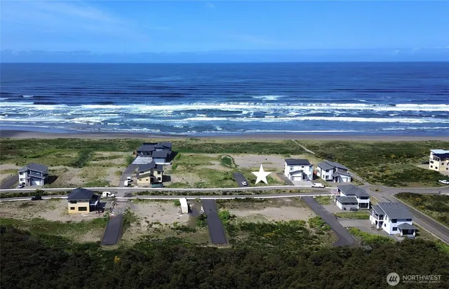 a house view with a outdoor space