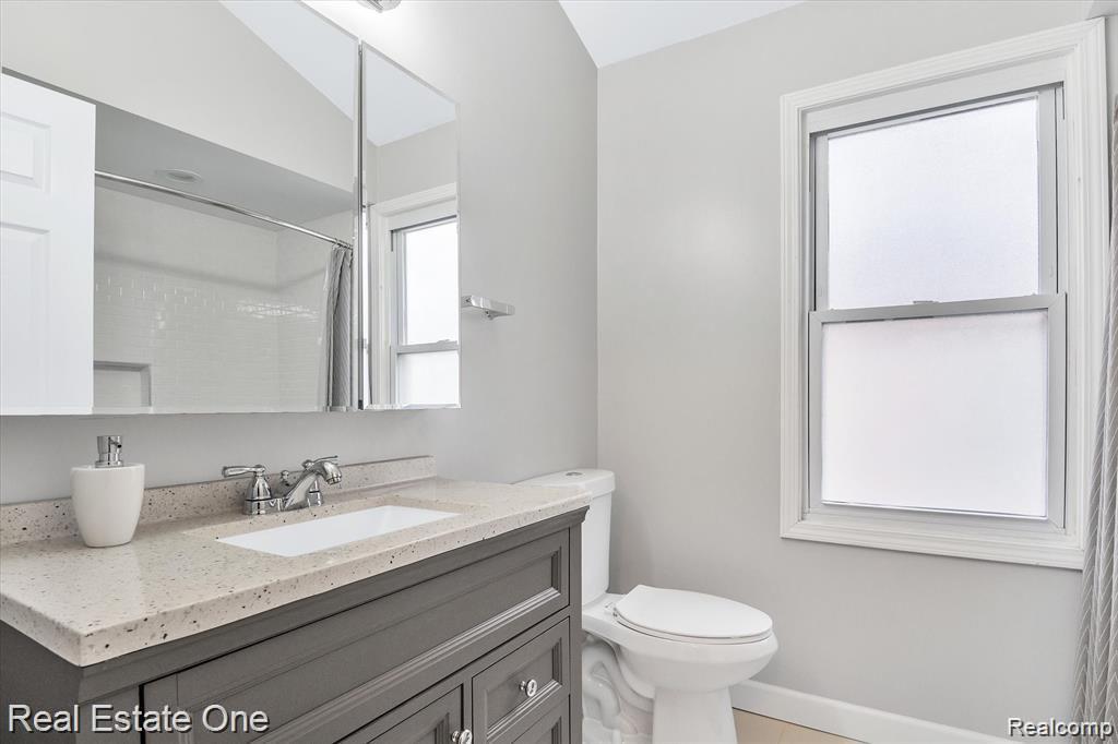 865 Harvard Road Berkley, MI 48072 - Photo 24 of 41