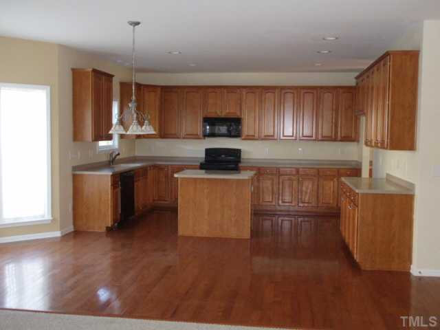 10650 Cardington Lane Raleigh, NC 27614 - Photo 4 of 8 Kitchen