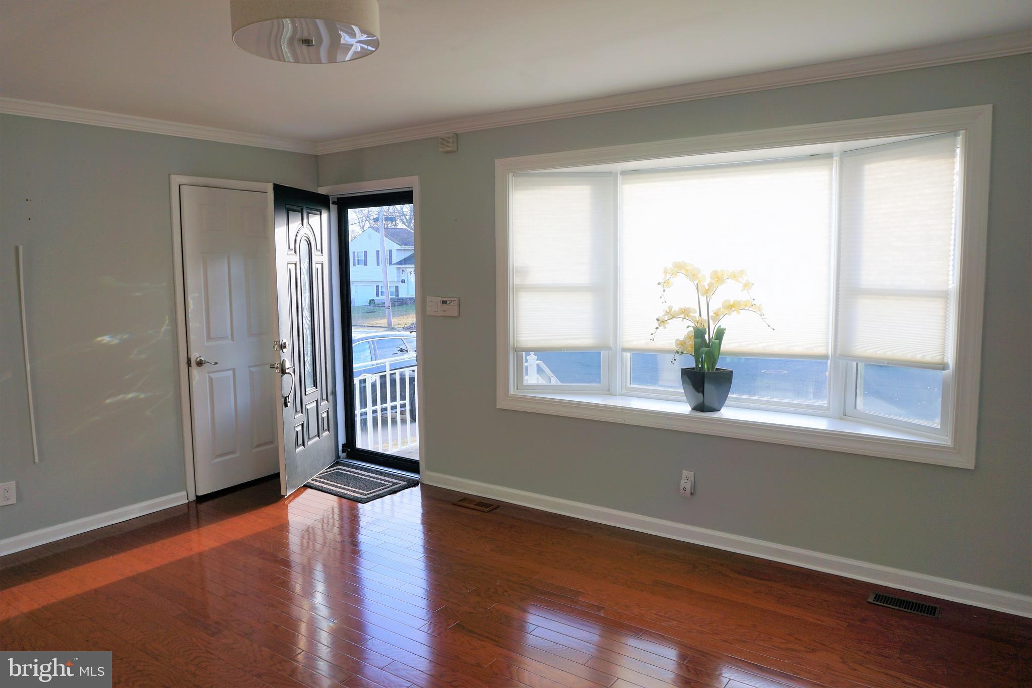 4 Overton Road Hamilton, NJ 08690 - Photo 2 of 23
