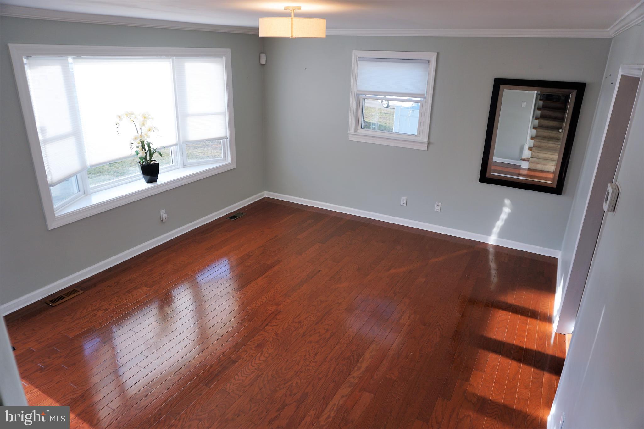 4 Overton Road Hamilton, NJ 08690 - Photo 3 of 23