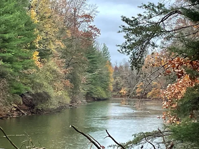 $1,332,000 | 988 Turtle Bay, Boonville, IN 47601