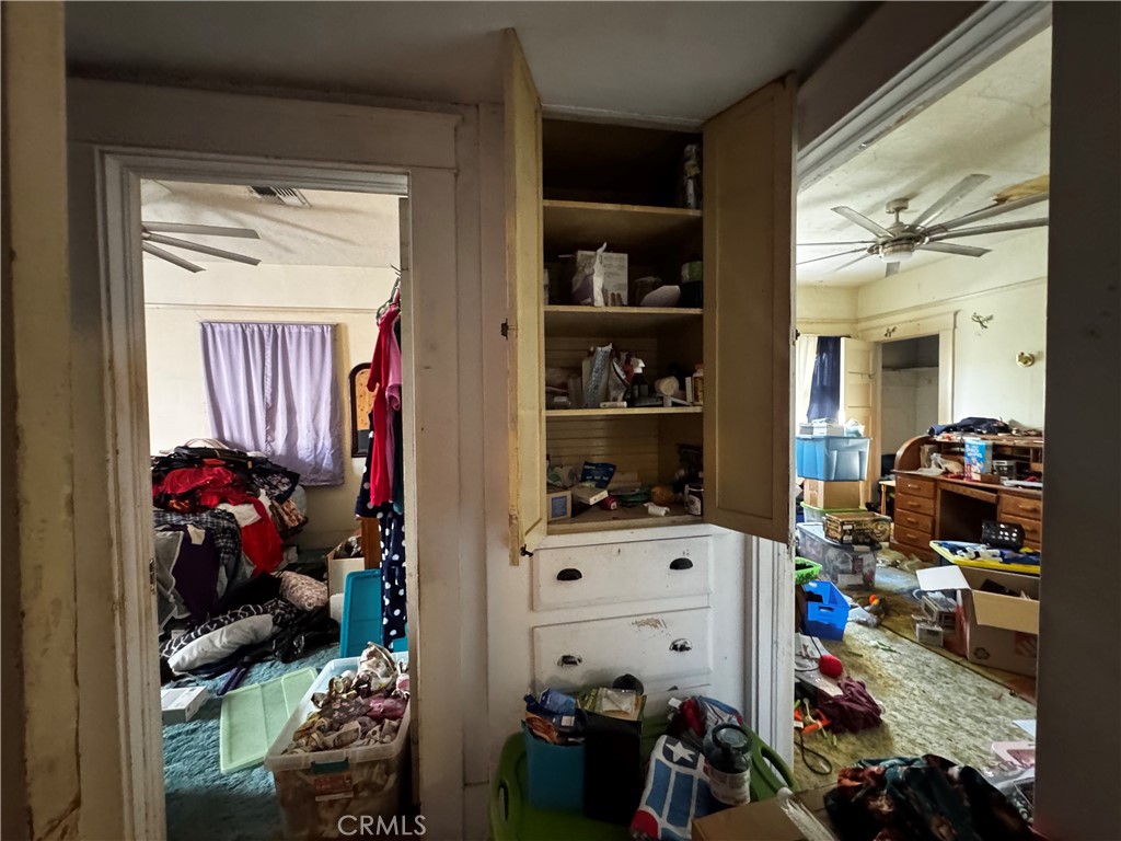 203 Walnut Street Needles, CA 92363 - Photo 23 of 31 Hall