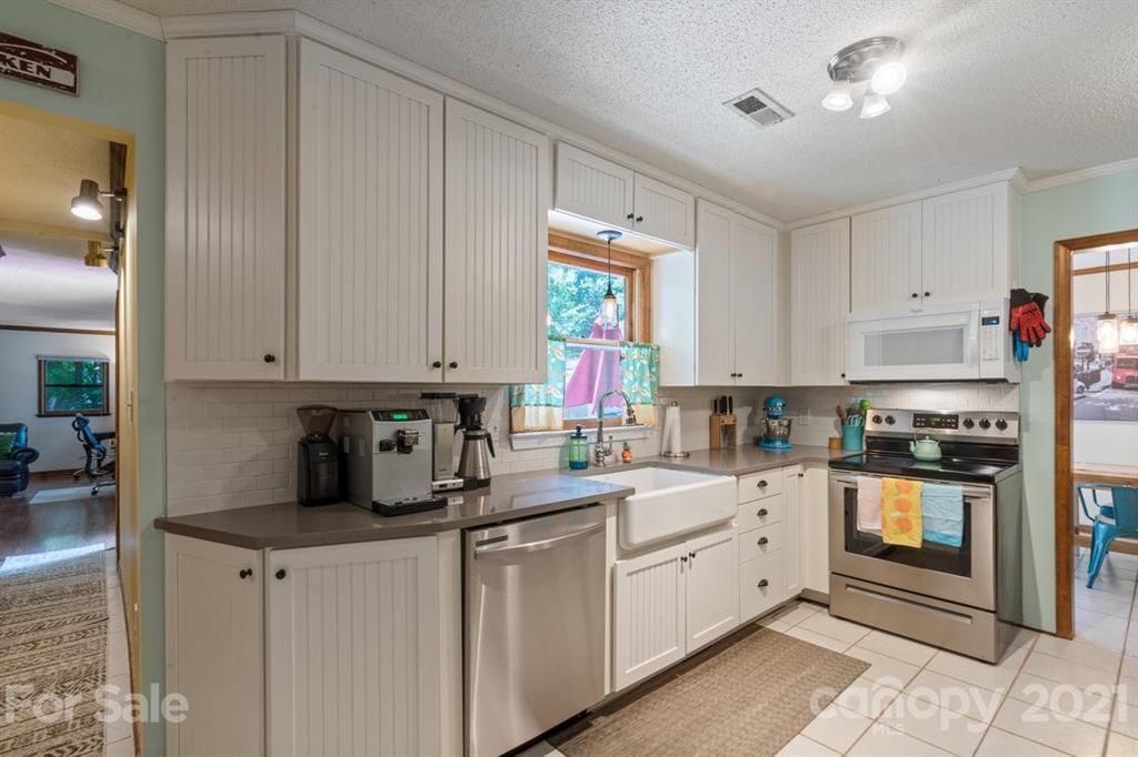 300 Canadice Road Huntersville, NC 28078 - Photo 13 of 38 Gallery Image 13