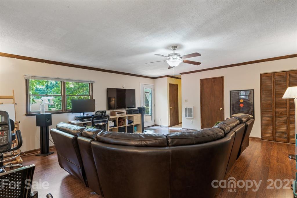 300 Canadice Road Huntersville, NC 28078 - Photo 17 of 38 Gallery Image 17