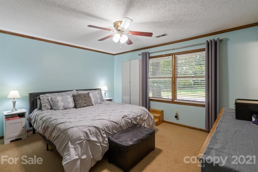 300 Canadice Road Huntersville, NC 28078 - Photo 19 of 38 Gallery Image 19