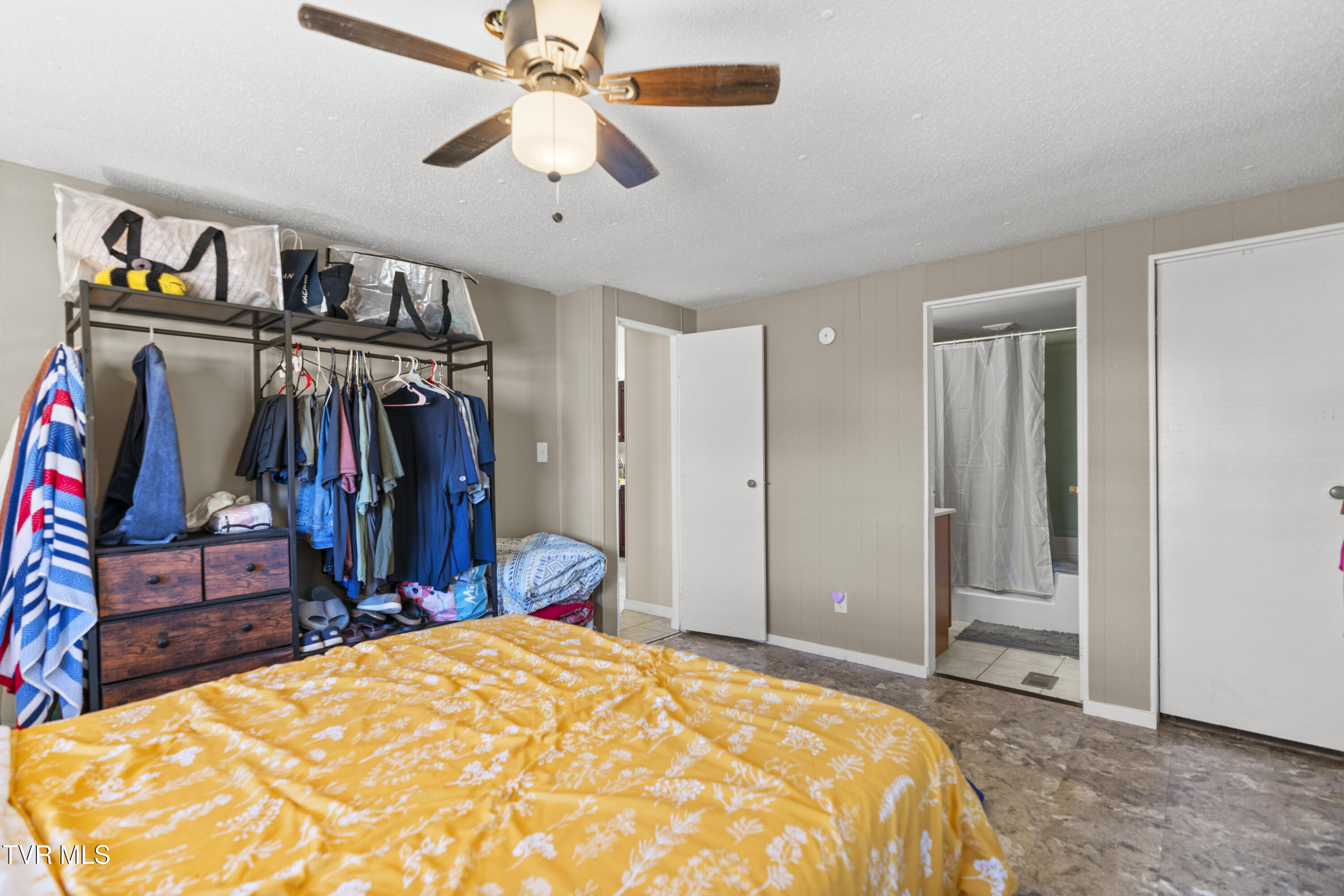1193 Shadden Road Gray, TN 37615 - Photo 20 of 24 DSC00173