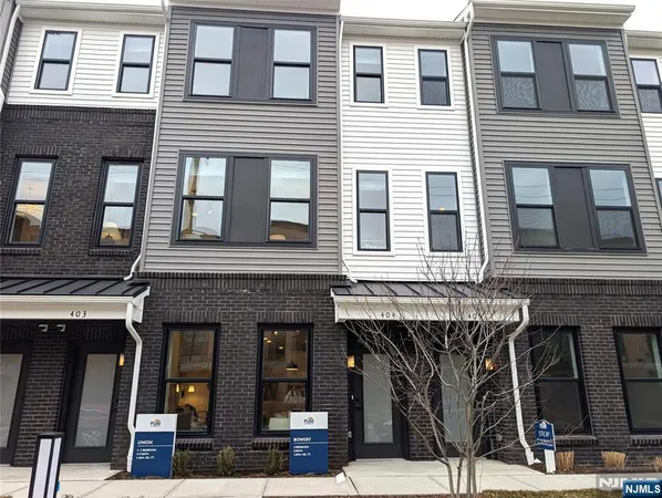 $4,100 | 400 Willow Street, Unit 409, Kearny, NJ 07032