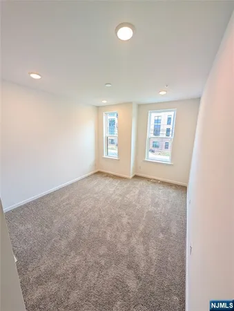 $4,100 | 400 Willow Street, Unit 409, Kearny, NJ 07032