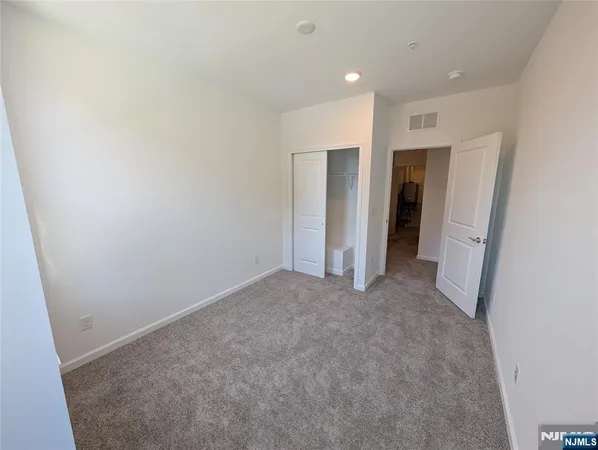 $4,100 | 400 Willow Street, Unit 409, Kearny, NJ 07032