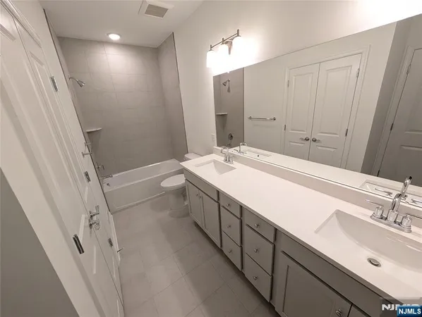 $4,100 | 400 Willow Street, Unit 409, Kearny, NJ 07032