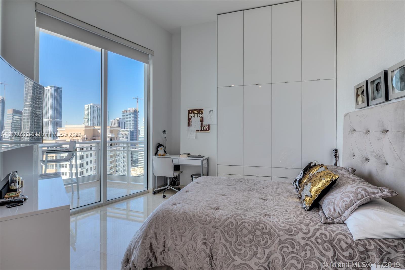 900 Brickell Key Boulevard, Unit 2805 Miami, FL 33131 - Photo 15 of 47