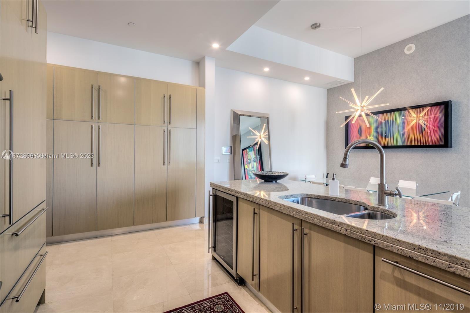 900 Brickell Key Boulevard, Unit 2805 Miami, FL 33131 - Photo 5 of 47