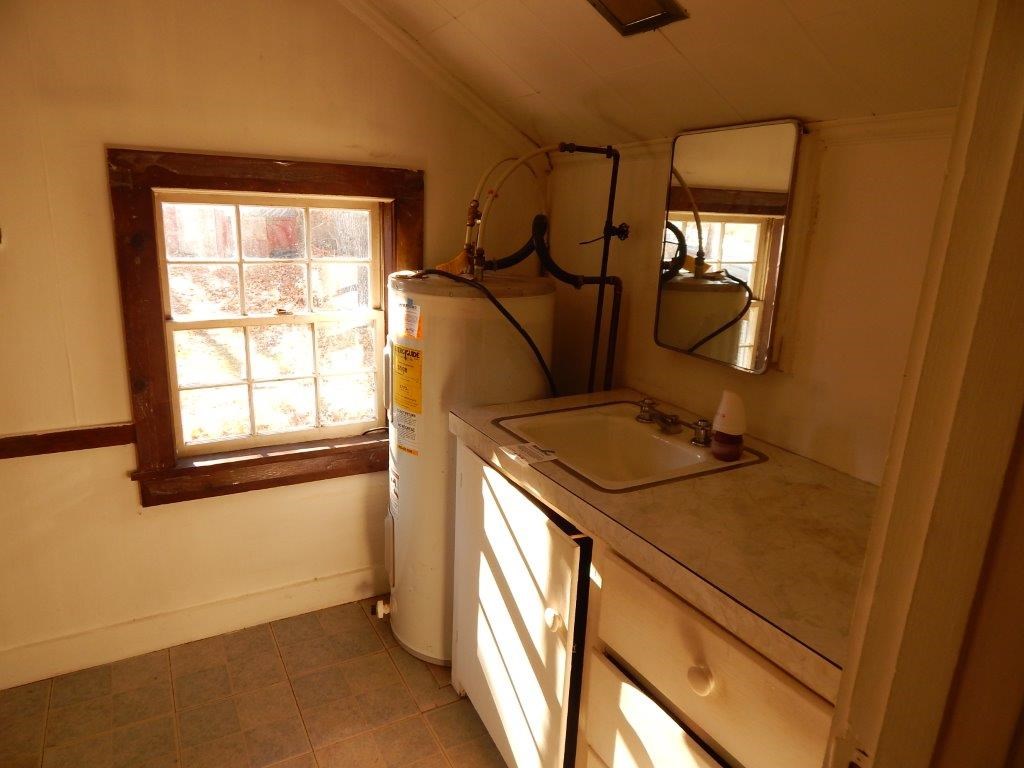 35 Raymond Road Nottingham, NH 03290 - Photo 20 of 23