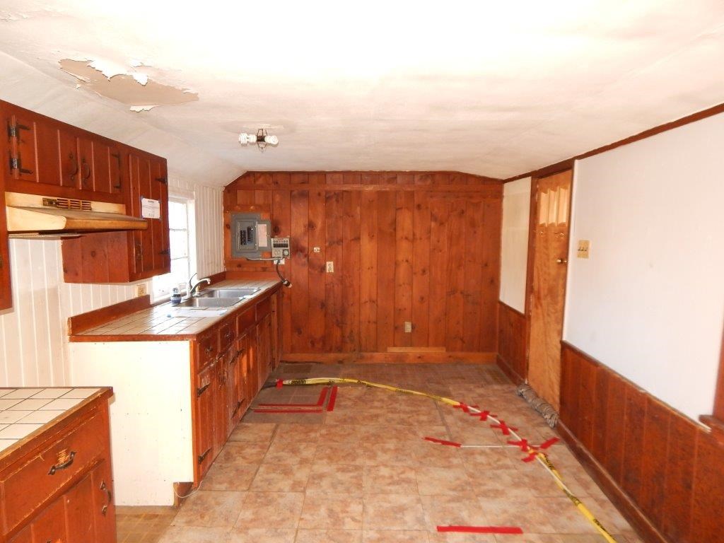 35 Raymond Road Nottingham, NH 03290 - Photo 7 of 23