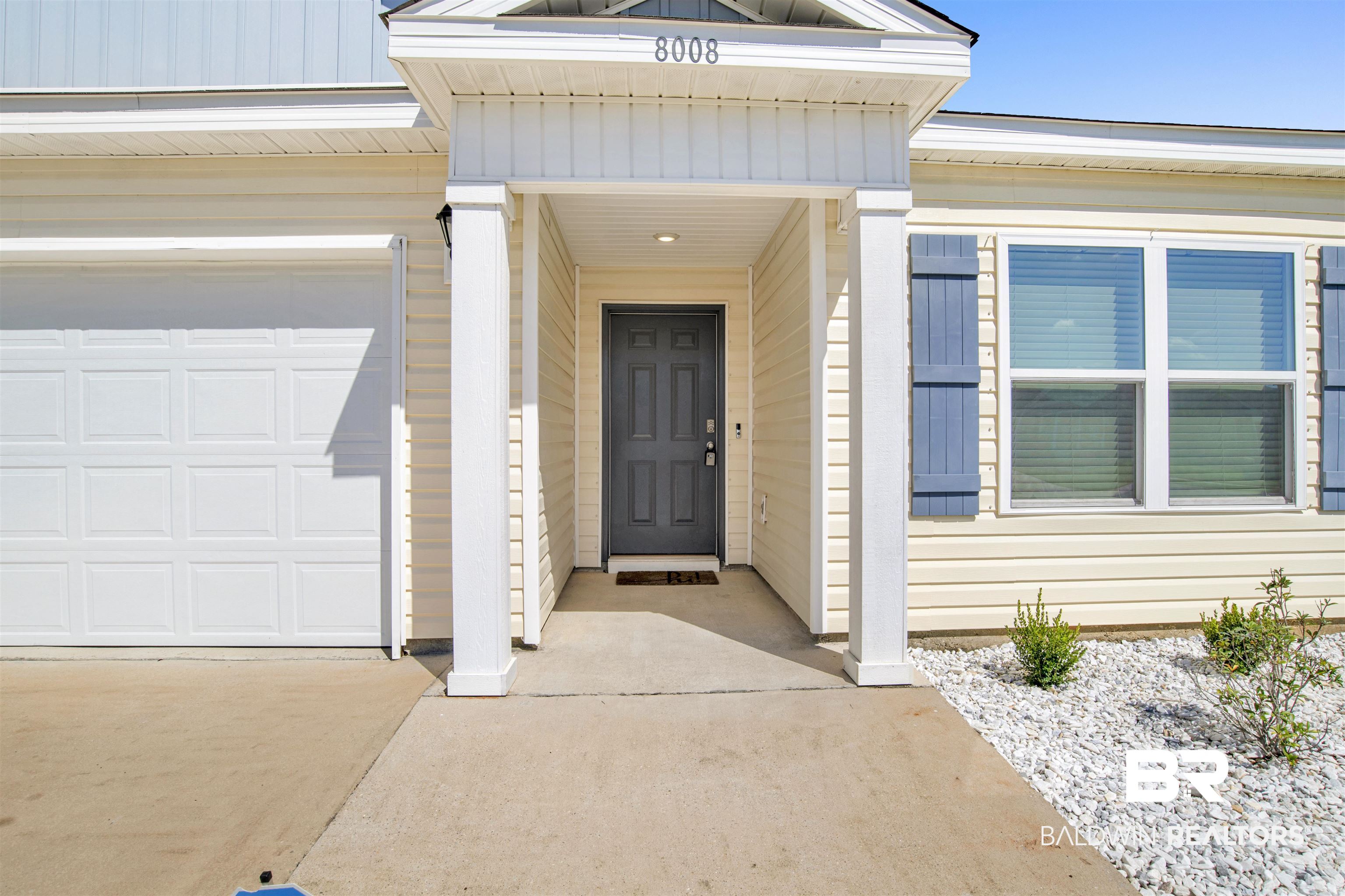 8008 Pickwick Dr. Foley, AL 36535 - Photo 3 of 33 Welcome Home!