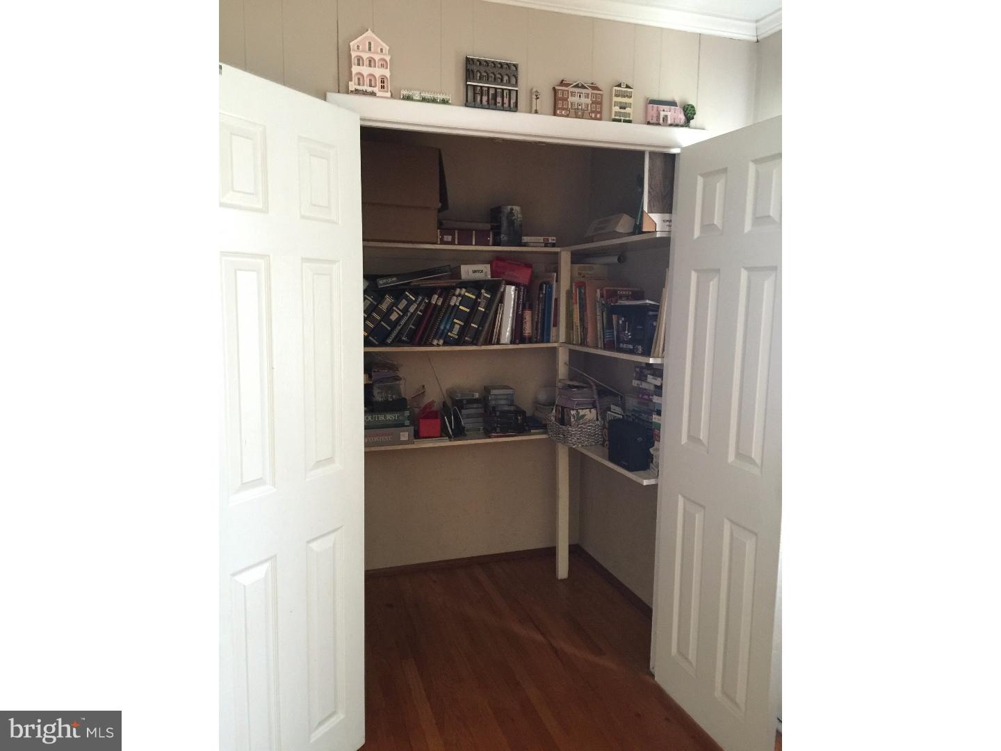 2402 Kelly Road Warrington, PA 18976 - Photo 10 of 25 Gallery Image 10