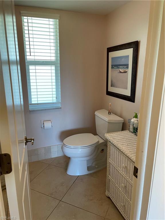 284 Winners Circle, Unit 4 Naples, FL 34112 - Photo 20 of 27 master bath