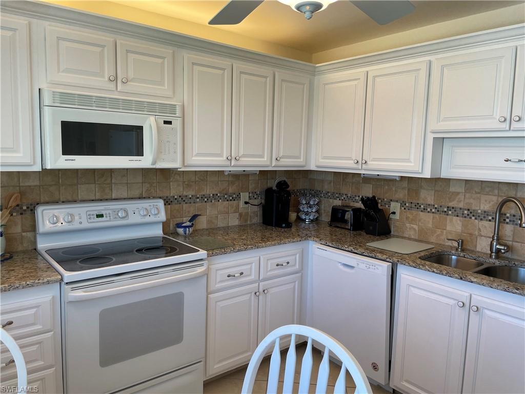 284 Winners Circle, Unit 4 Naples, FL 34112 - Photo 2 of 27 Gallery Image 2