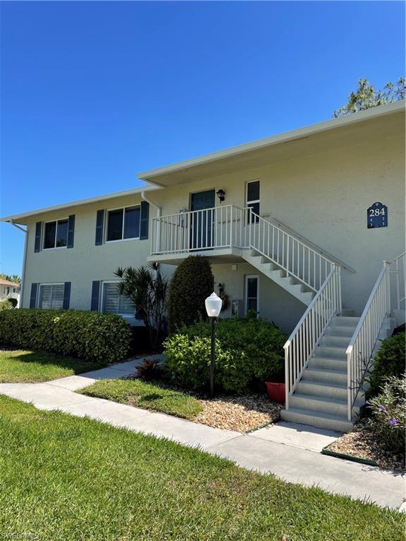 284 Winners Circle, Unit 4 Naples, FL 34112 - Photo 5 of 27 Front entrance