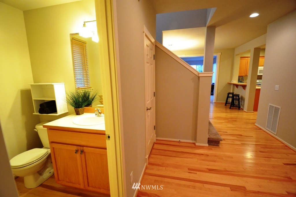 16828 166th Place Southeast Renton, WA 98058 - Photo 2 of 15