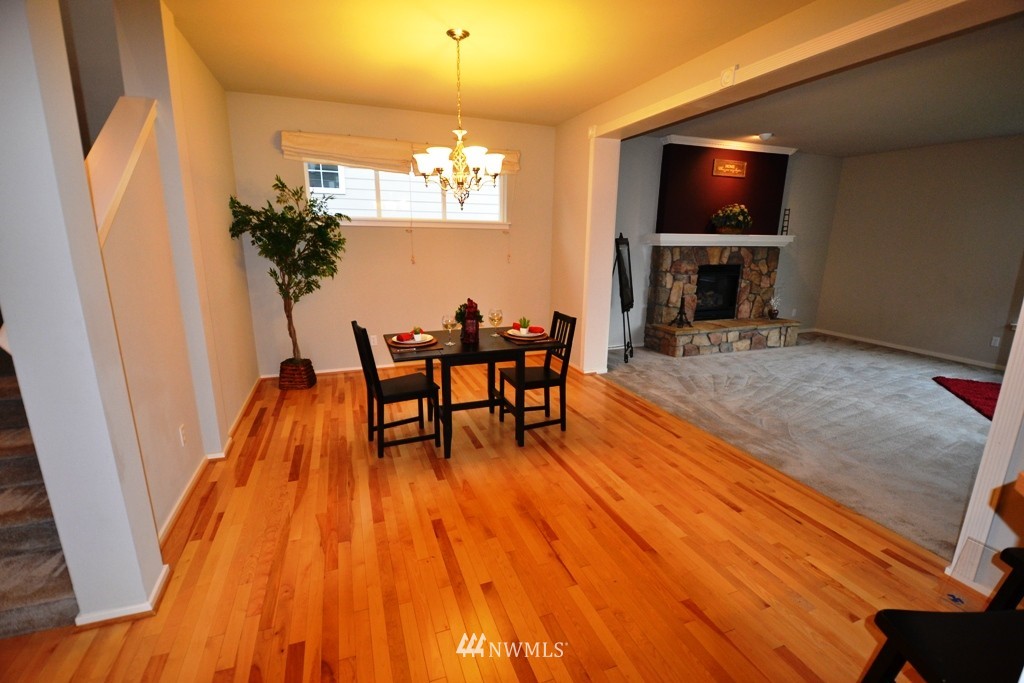16828 166th Place Southeast Renton, WA 98058 - Photo 4 of 15