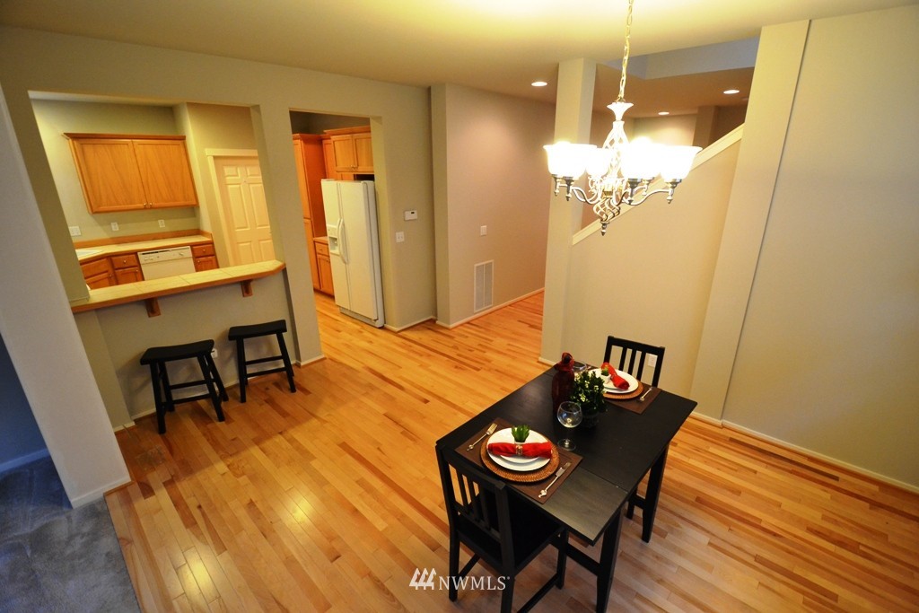 16828 166th Place Southeast Renton, WA 98058 - Photo 7 of 15