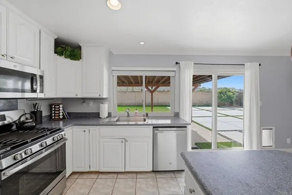 $949,900 | 11397 Polaris Drive, San Diego, CA 92126