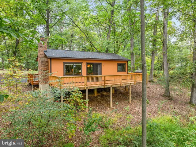 $205,000 | 760 Hilltop Ln Mount, Mount Jackson, VA 22842