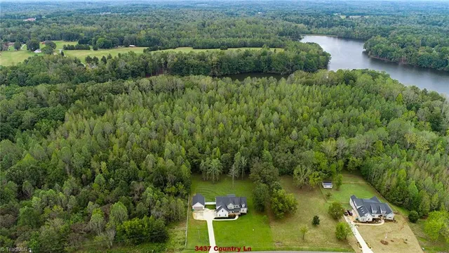 $649,999 | 3437 Country Lane, Reidsville, NC 27320