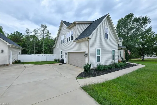 $644,500 | 3437 Country Lane, Reidsville, NC 27320