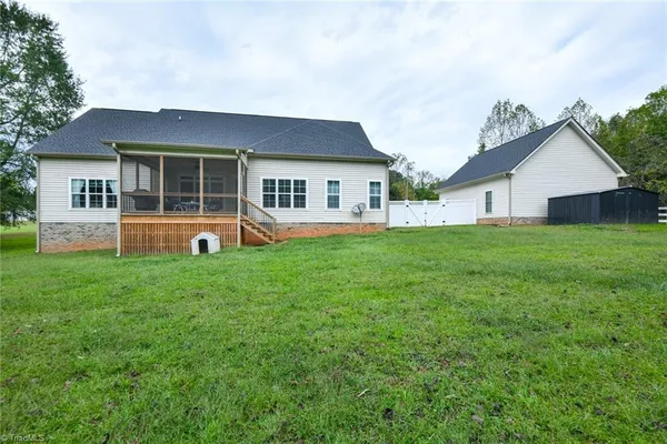 $644,500 | 3437 Country Lane, Reidsville, NC 27320