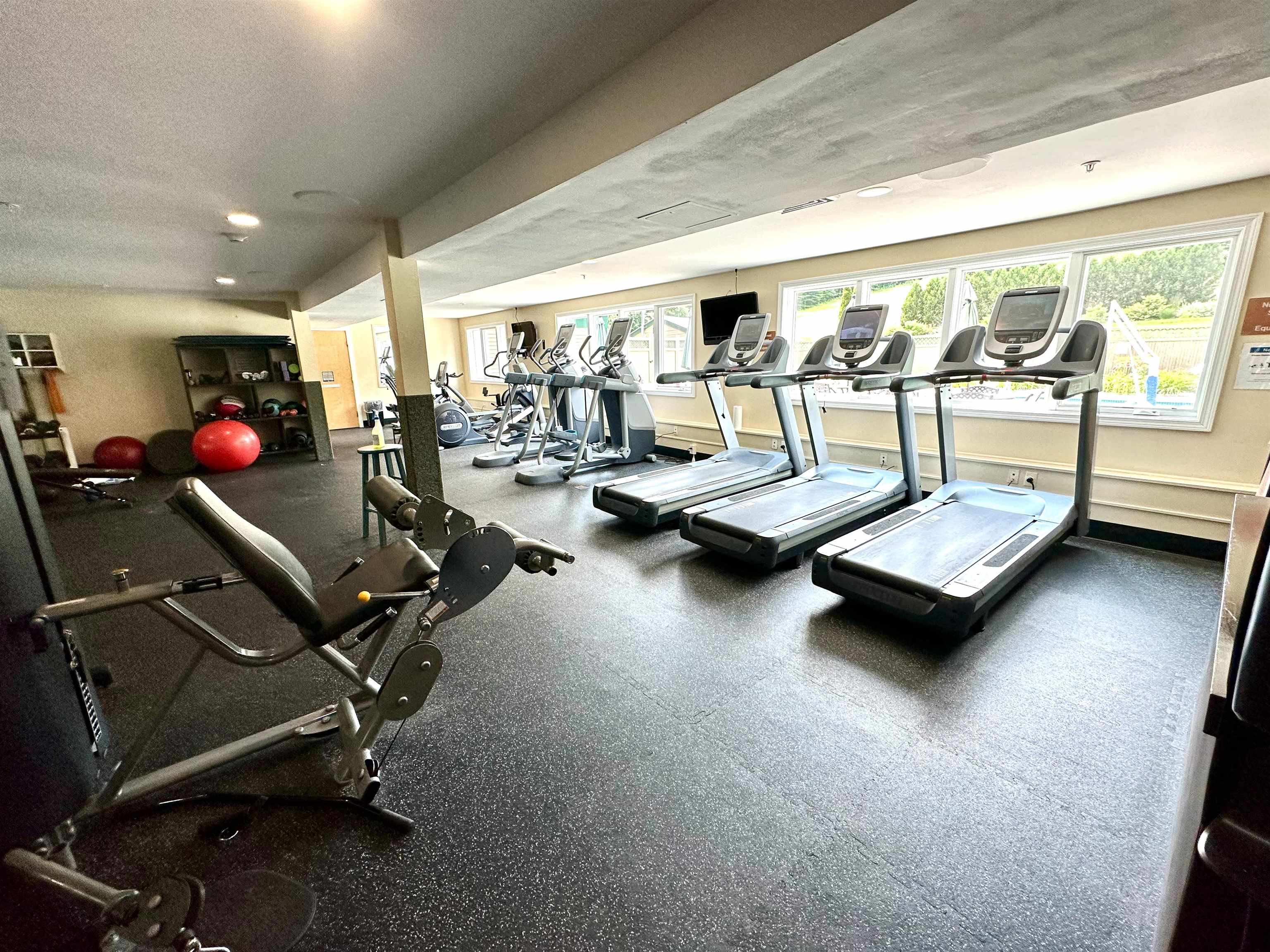 316-318 Grand Summit Way West Dover, VT 05356 - Photo 16 of 31