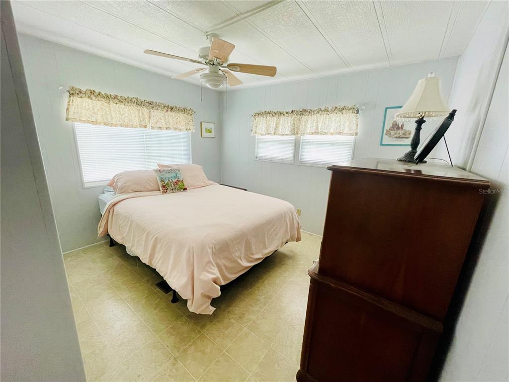 204 Red Maple Drive Palm Harbor, FL 34684 - Photo 14 of 28