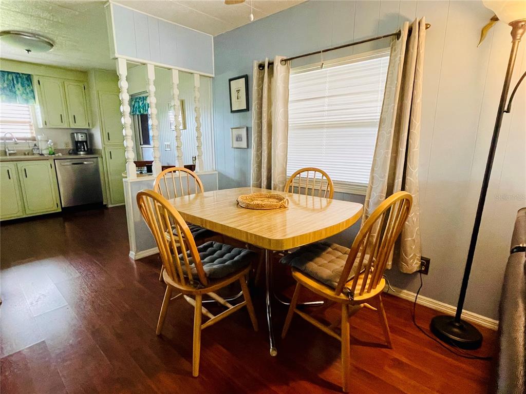 204 Red Maple Drive Palm Harbor, FL 34684 - Photo 8 of 28