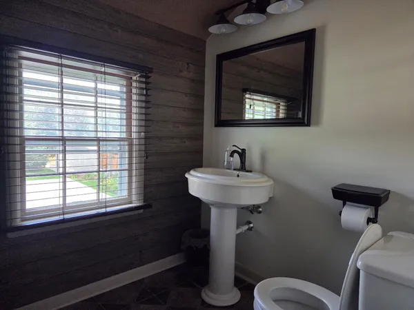 $234,900 | 617 South Hiawatha Avenue, Pipestone, MN 56164